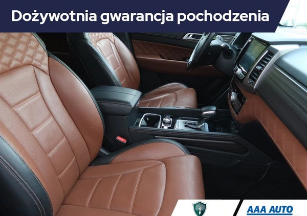 SsangYong REXTON cena 126000 przebieg: 74112, rok produkcji 2019 z Piastów małe 436